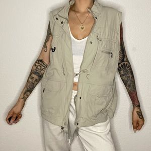 Columbia GRT Womens Khaki Omni Dri Angler Sleeveless Vest